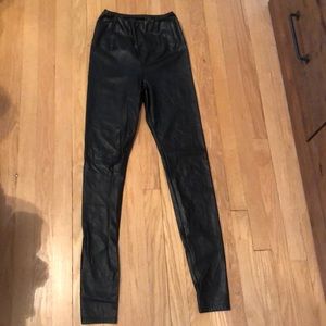 Aritzia Wilfred Free Daria Pant